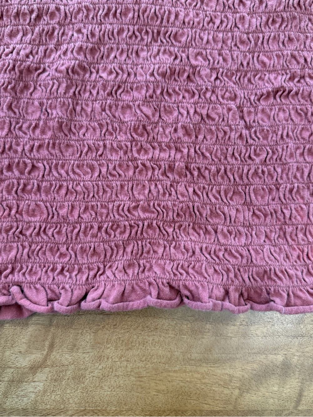American Eagle Outfitters Smocked Racerback Crop Top in Dark Rose Size Large - Picture 4 of 7